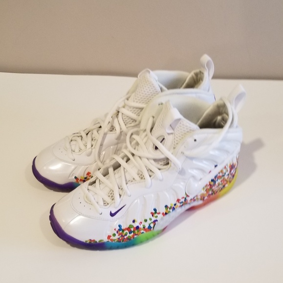 Nike 644792-101 - Picture 2 of 4